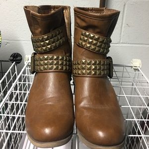 Studded boots