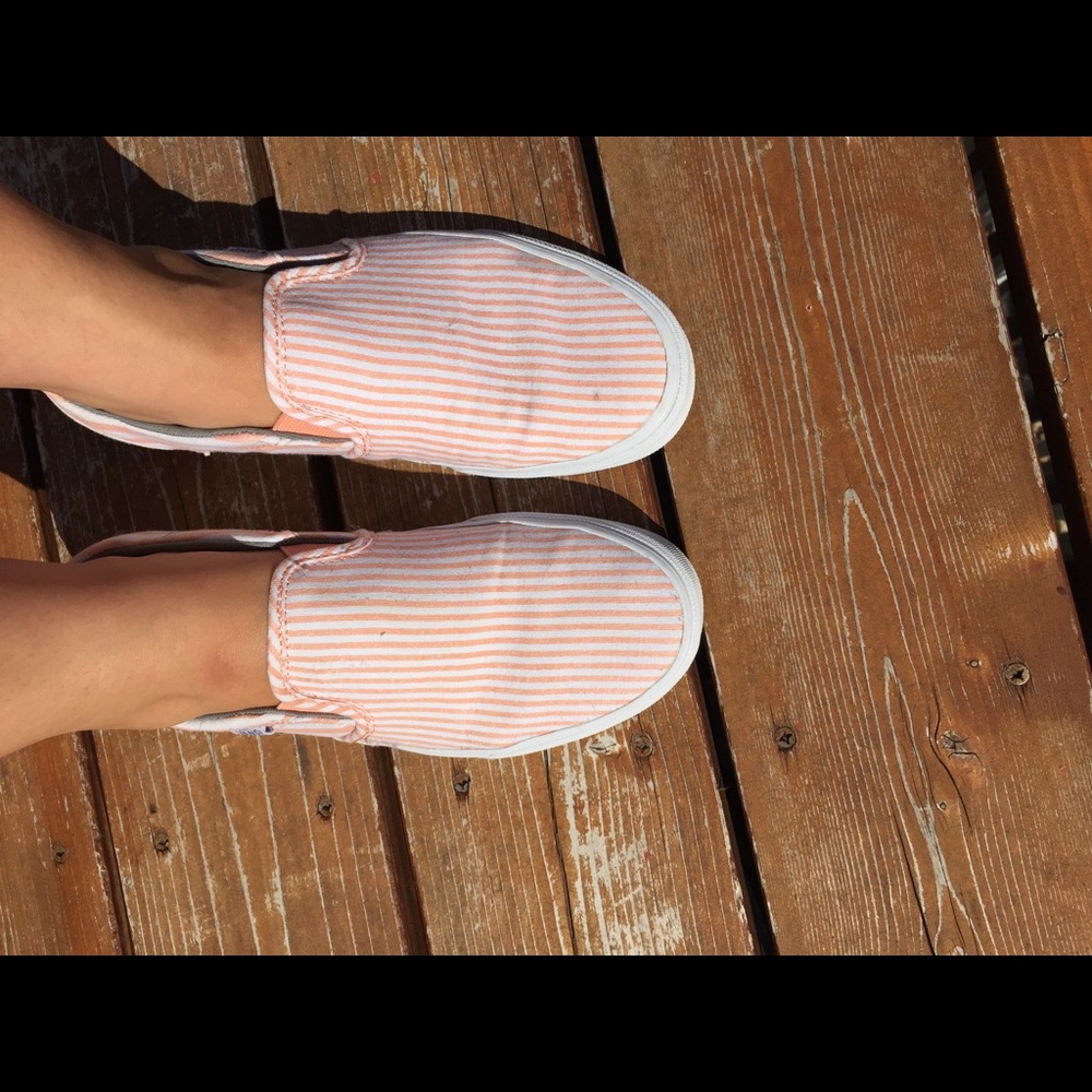 VANS SHOES 👠 Super cute and hardly worn