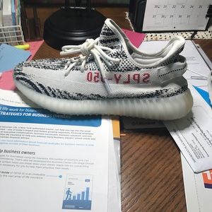 Yeezy v2 zebra 100% authentic