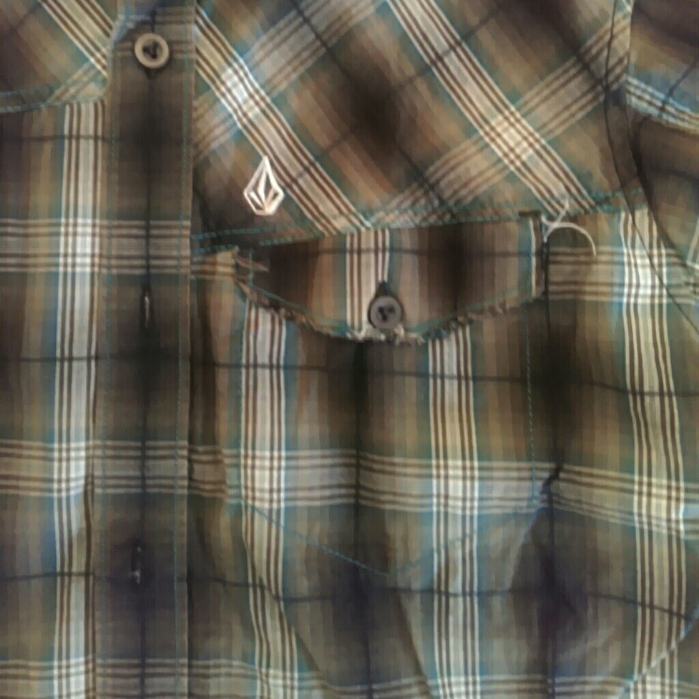 ▶️Volcom◀️ Button down - Picture 2 of 5