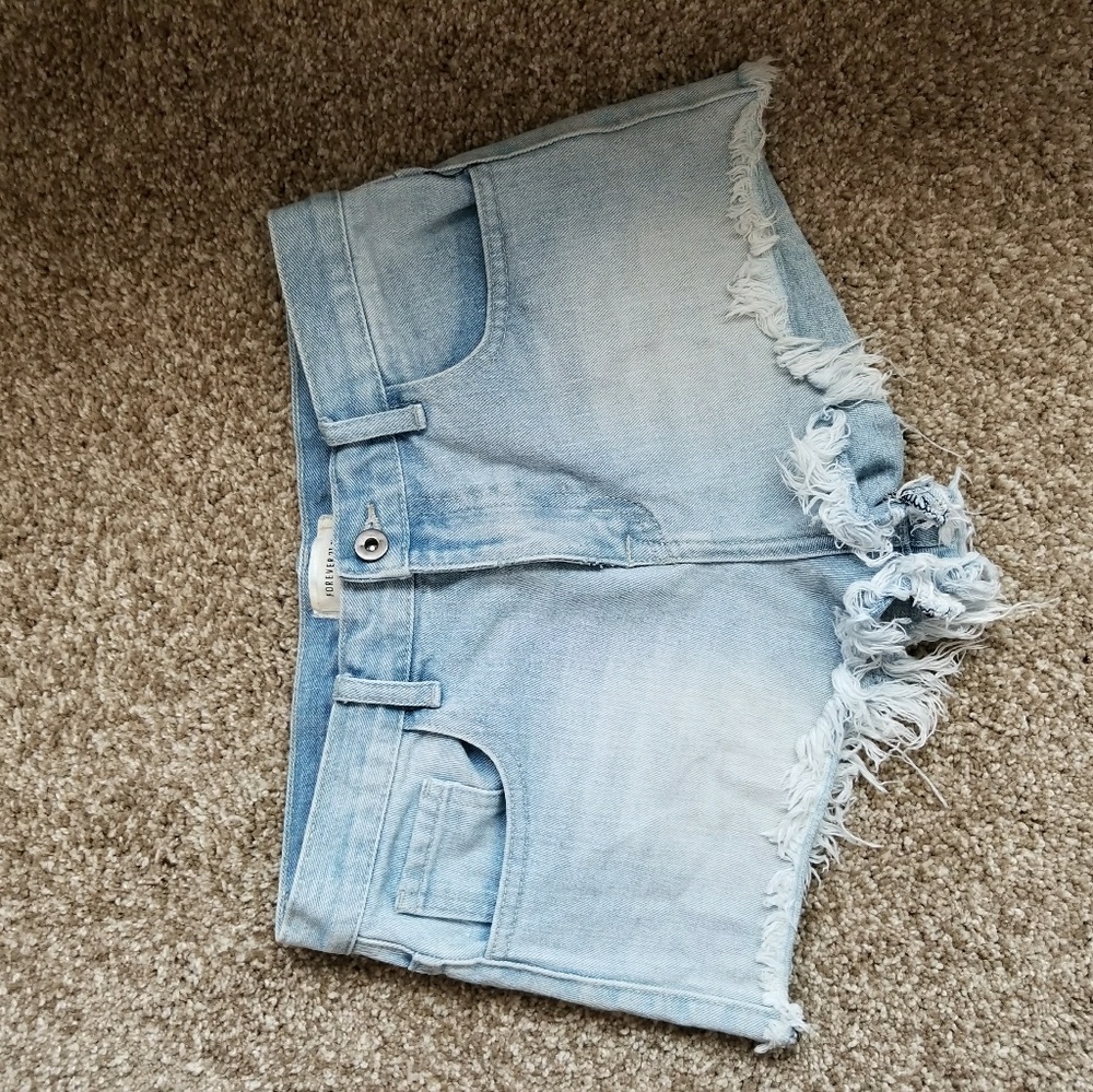 High waisted forever 21 Jean shorts
