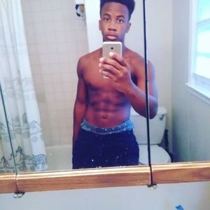 Meet your Posher, Khalil