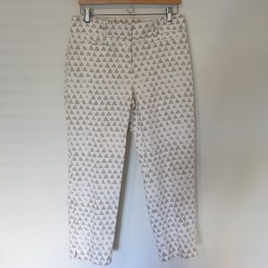🌟BOGO SALE!🌟NWT LOFT cream and tan cropped pants