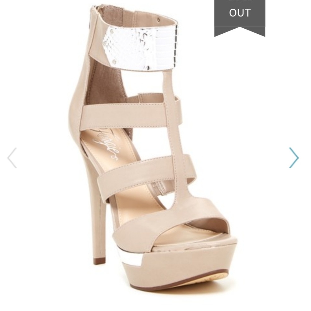 FERGIE REFINED PLATFORM SHOES SIZE 6