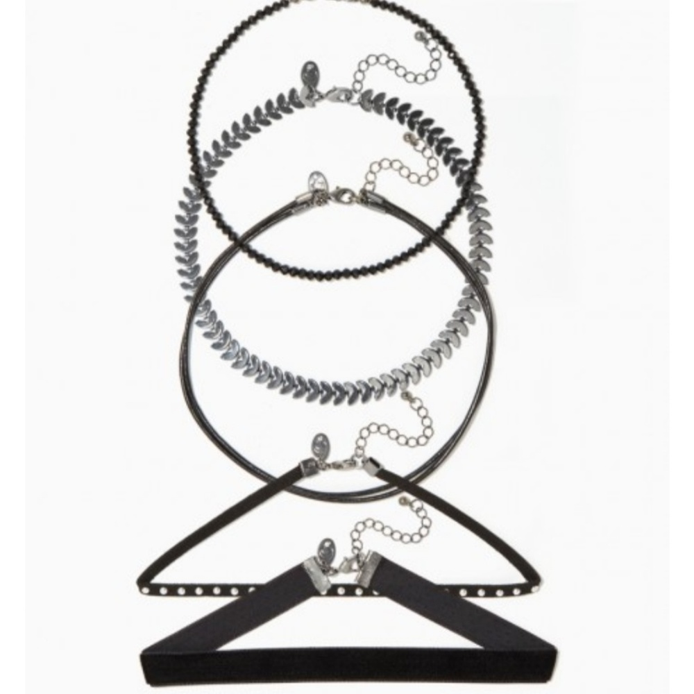 Charming charlie black choker set