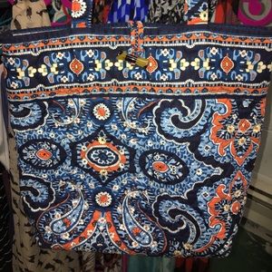 Vera Bradley Tote