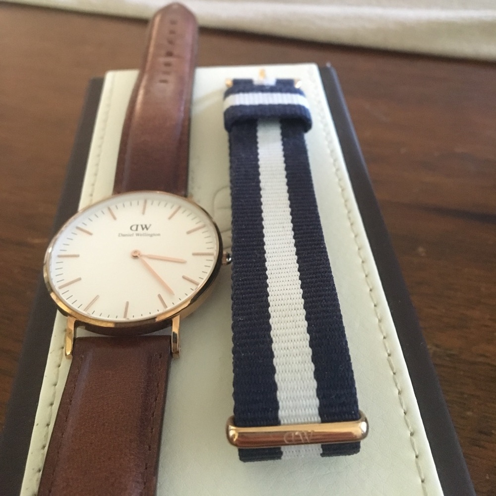 Daniel Wellington W's 36mm w/ FREE GLASGOW BAND