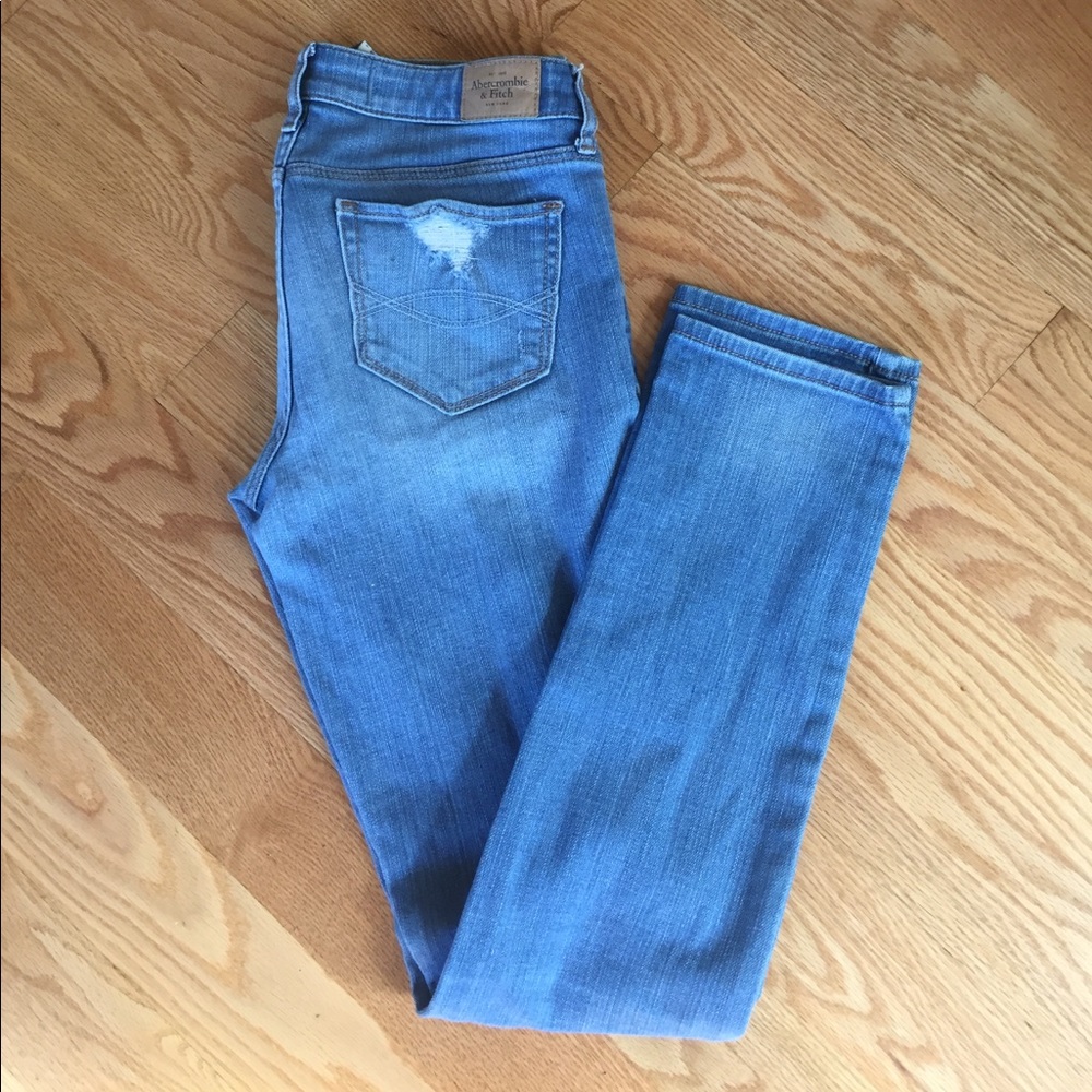Abercrombie & Fitch Light Skinny Jeans