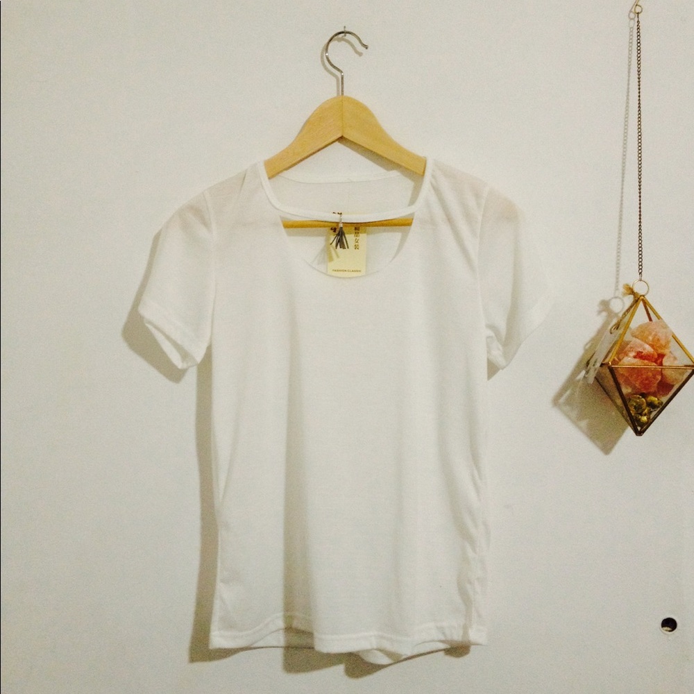 Tassle coller T-shirt