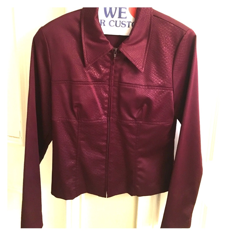 Light weight blazer/zip jacket