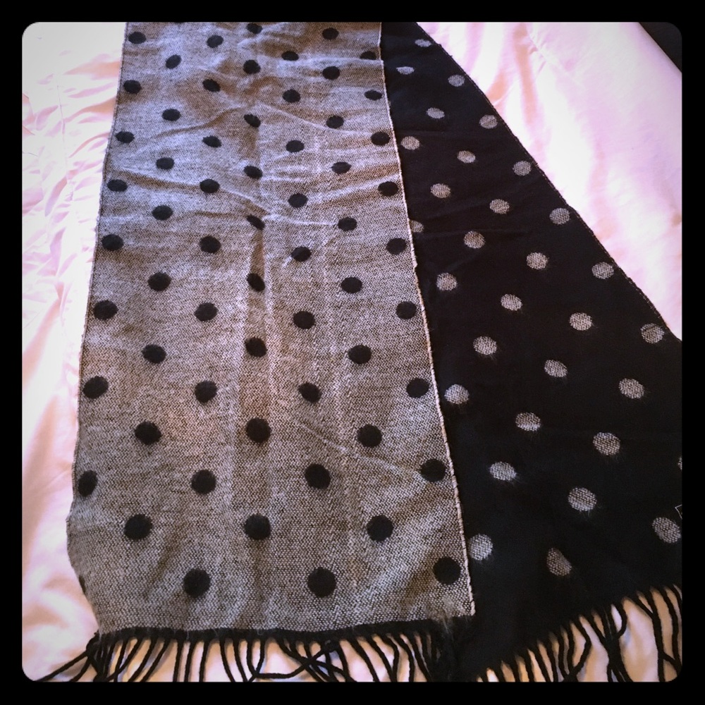 Black and gray Polkadot reversible scarf