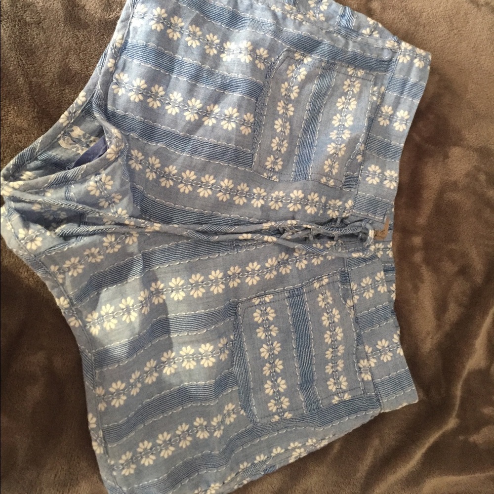 Flower shorts