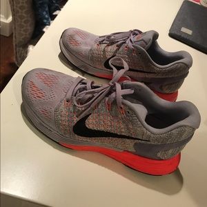 Nike multicolored tennis shoes!