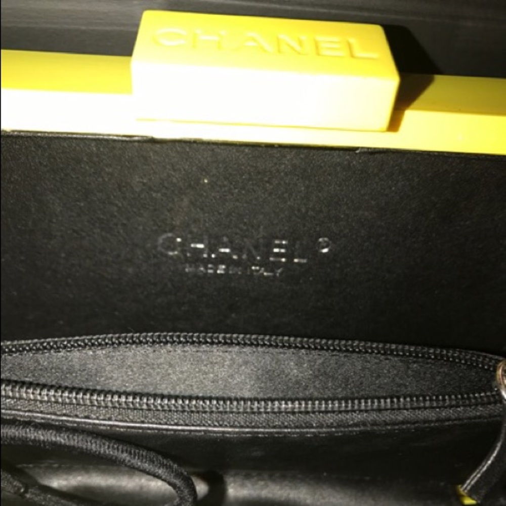 Chanel Yellow Lego handbag LIMITED! - Picture 4 of 7