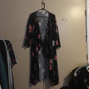 Lularoe large black with roses Shirley brand new!