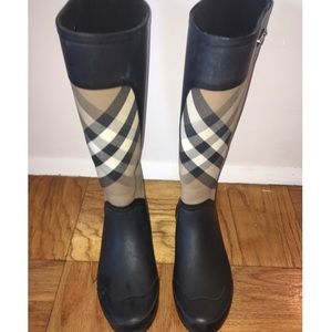 BURBERRY RAINBOOTS