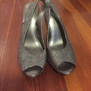 Jessica Simpson Lulu Townsend heels !