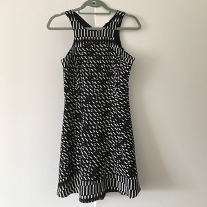 Parker Dress: Black/Off-White Geometric