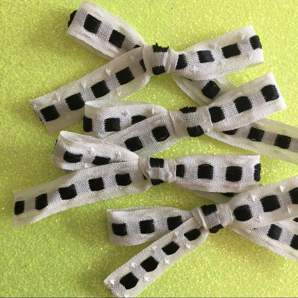 Headband bow