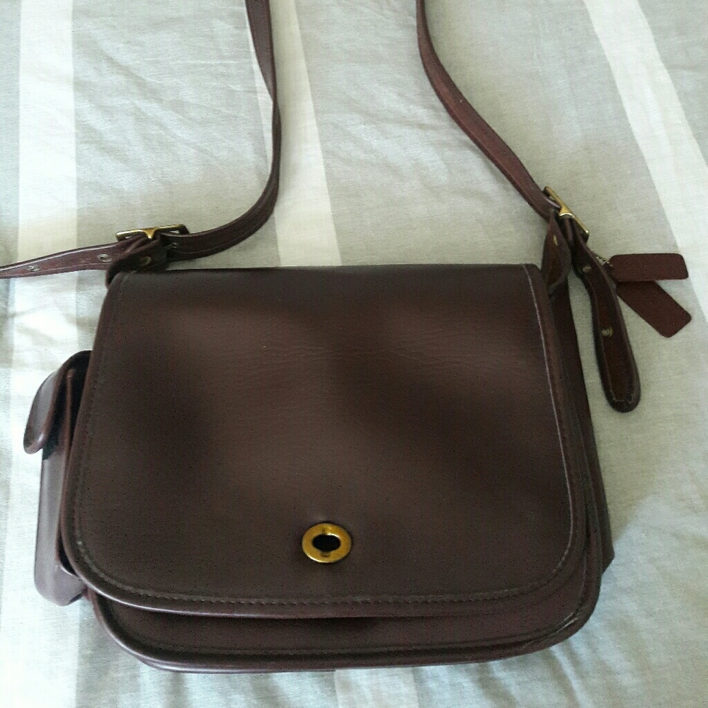 Authentic Coach messenger bag