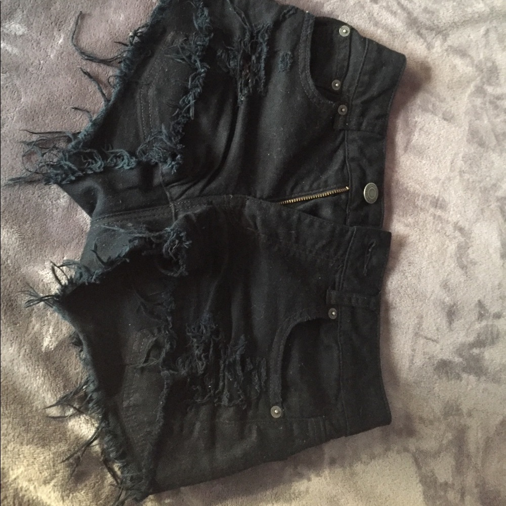 BLACK high waisted jean shorts