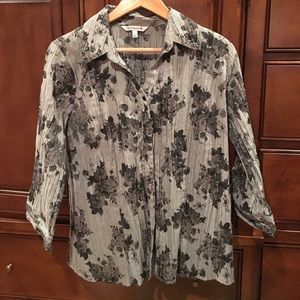 Croft & Barrow blouse. No iron.