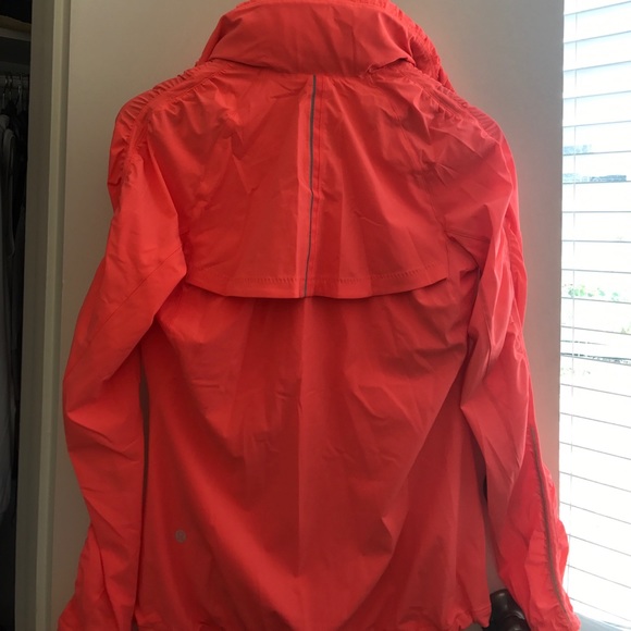 Lululemon jacket - Picture 3 of 7