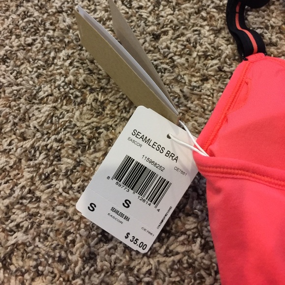 Adidas Wanderlust seamless bra - Picture 3 of 3