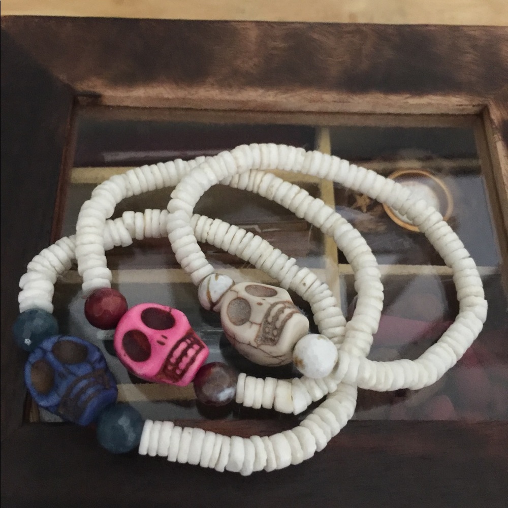 Set of Three skulls Bracelets !
