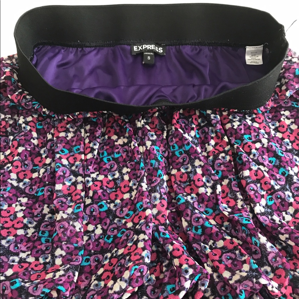 Express Ruffled Floral Skirt - Picture 2 of 5