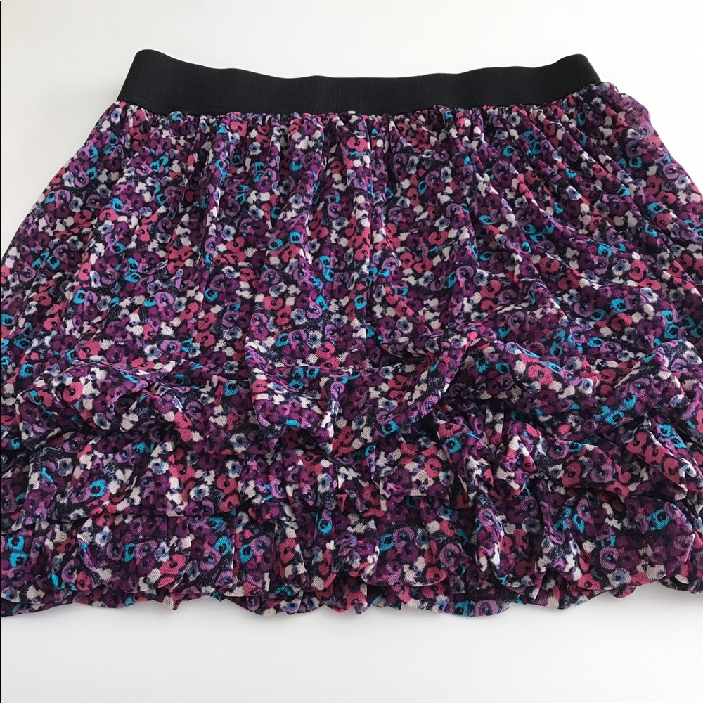 Express Ruffled Floral Skirt - Picture 5 of 5