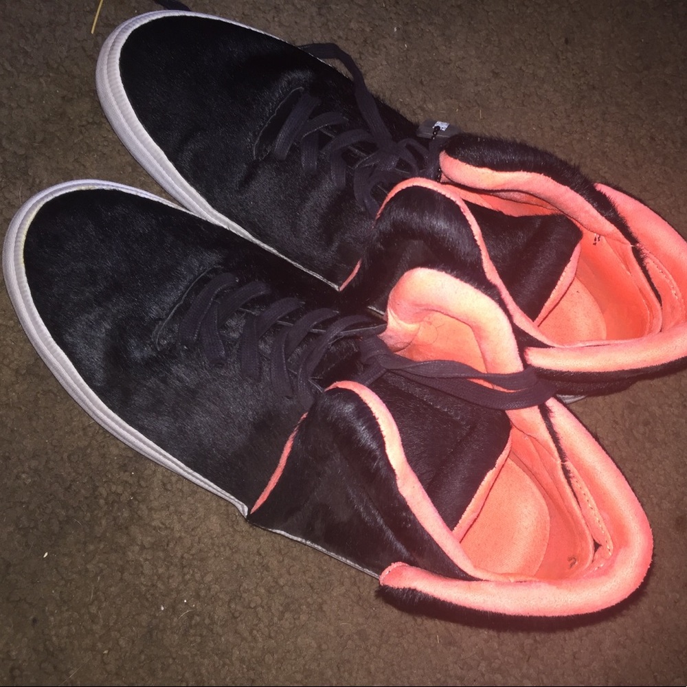 Brand new Supra low top sneakers