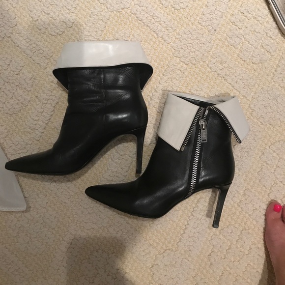 Saint Laurent b&w booties - Picture 1 of 1