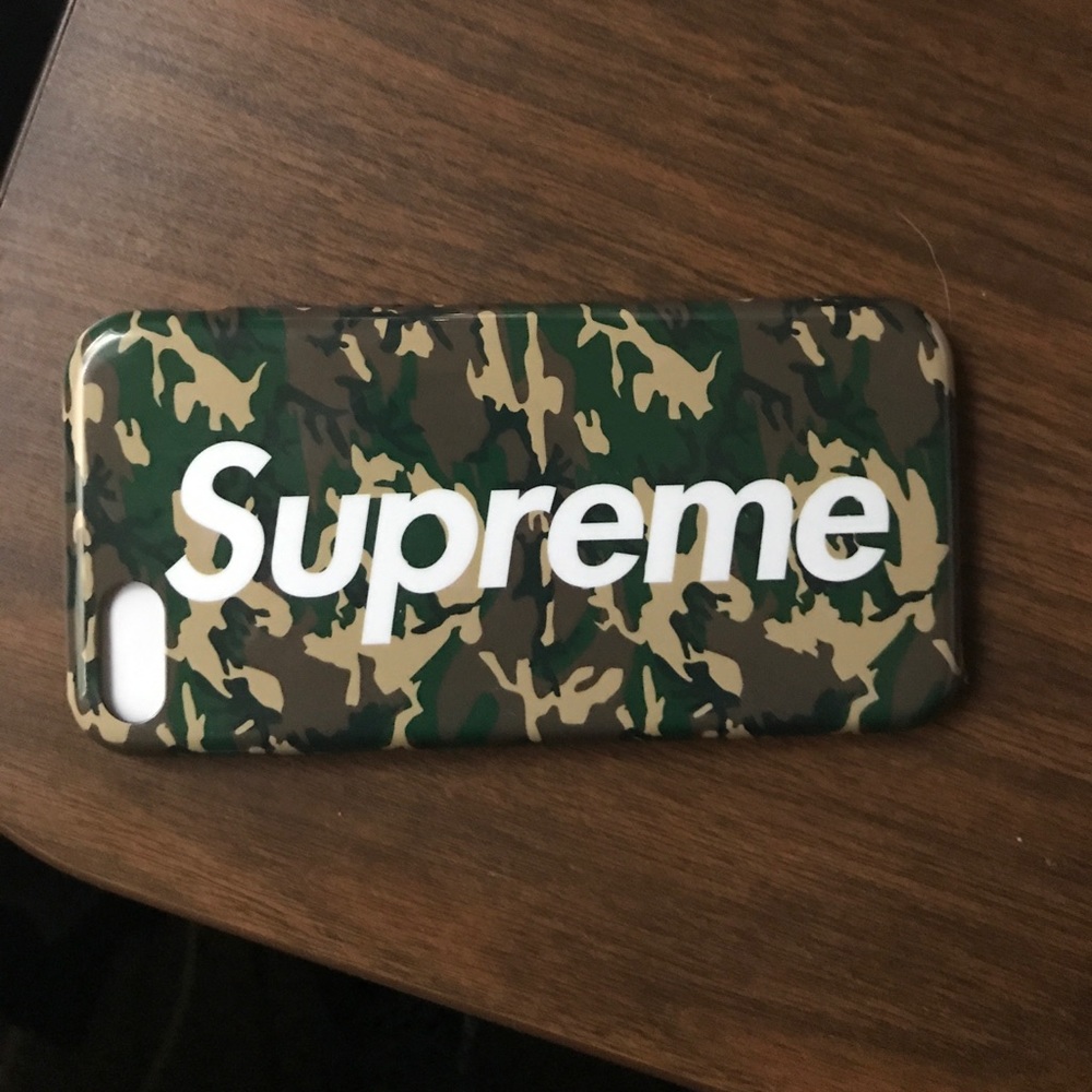 Supreme iPhone 7 case