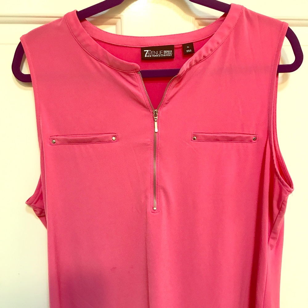 Ny & Company blouse in pink with zipper
