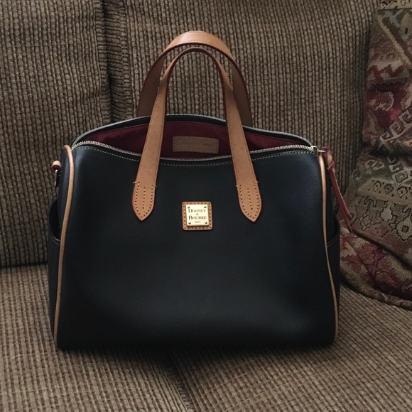 Dooney & Bourke Handbags - Black Dooney&Bourke purse