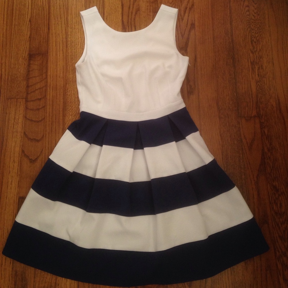 Lulus white and navy striped dress