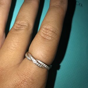 Pandora rose gold twist ring