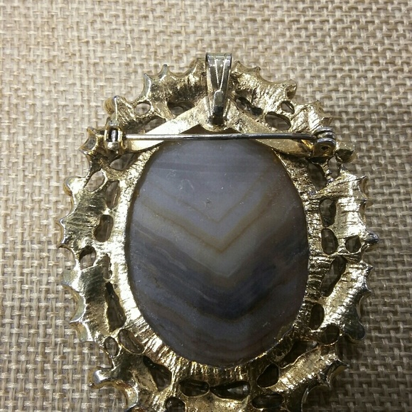 Vintage brooch /pin/pendant - Picture 3 of 3