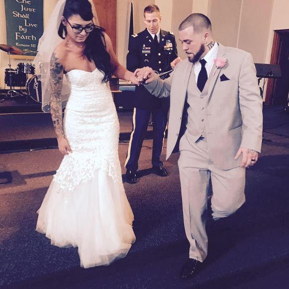 Meet your Posher, Alexis - Picture 1 of 1