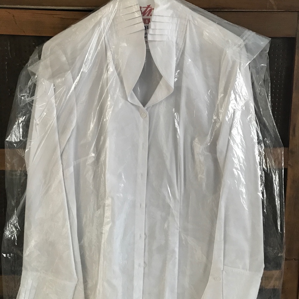 Soft surroundings blouse. High open fem collar