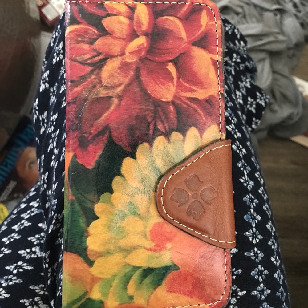 Patricia Nash iPhone 6s Plus leather phone case