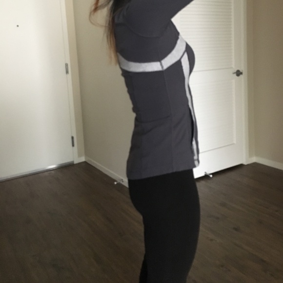 Lululemon zip sports jacket - Picture 4 of 5