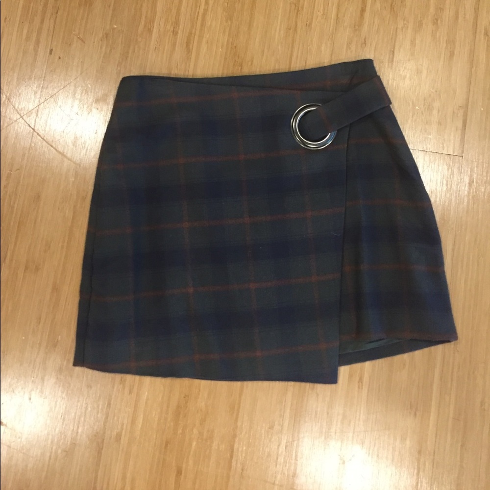 NEVER BEEN WORN FREE PEOPLE SKIRT