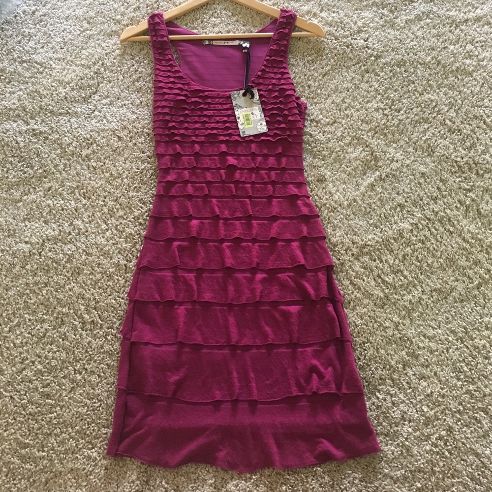 Body hugging ruffle dress