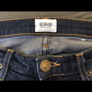 Dark denim HUDSON jeans. Size 26.