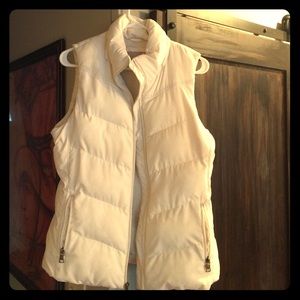 White puffer vest- Banana Republic