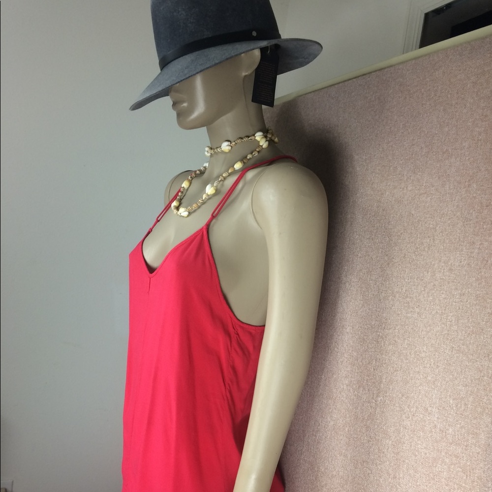 DC summer top slight flaw front panel c last pic