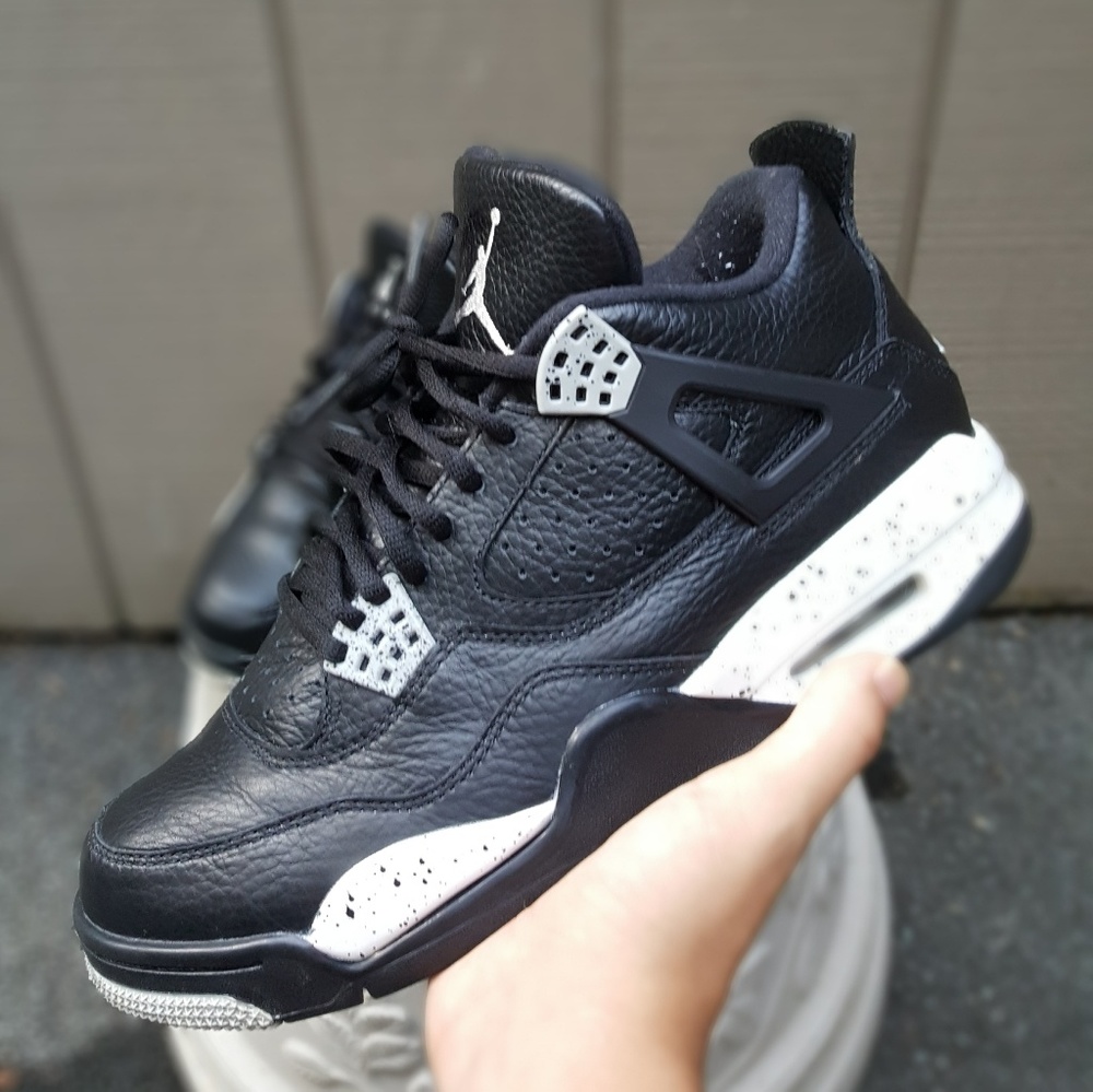 Men's Air Jordan Retro Oreo 4 size 9