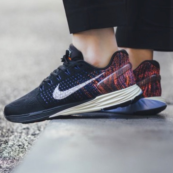 NWT Nike Lunarglide 7 WMNS, size 7 - Picture 2 of 8